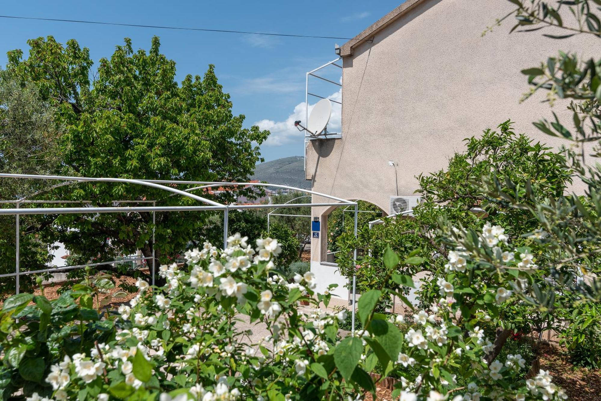 Apartments Fani Trogir Zewnętrze zdjęcie