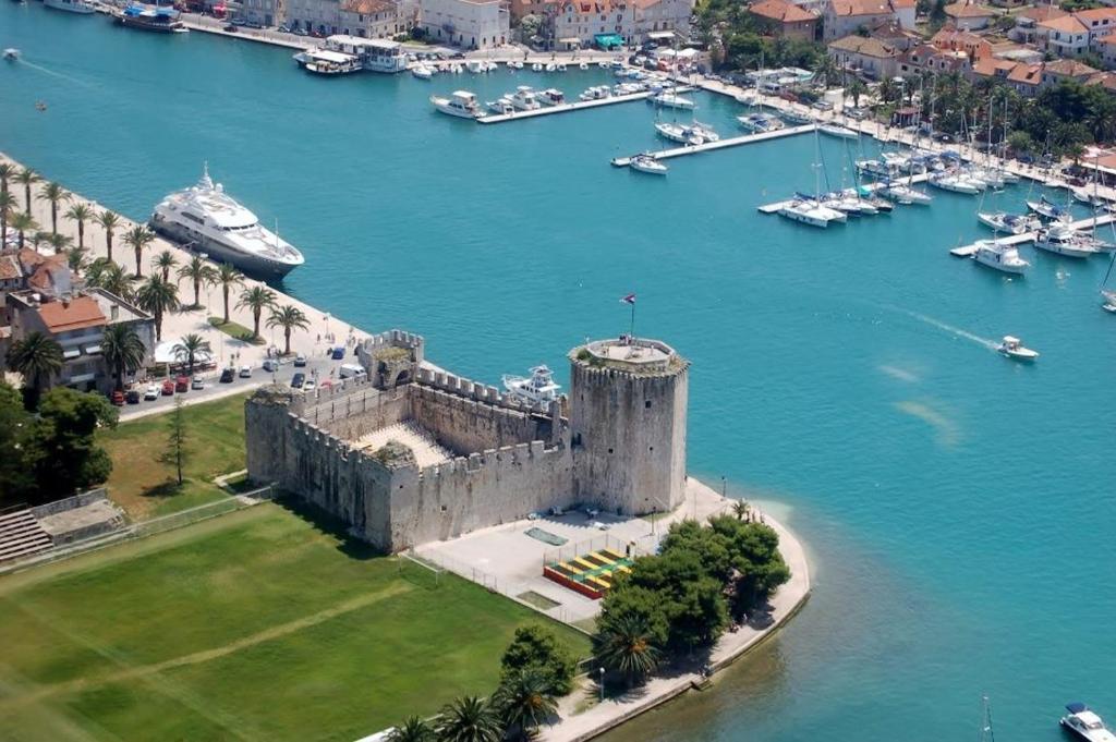Apartments Fani Trogir Zewnętrze zdjęcie